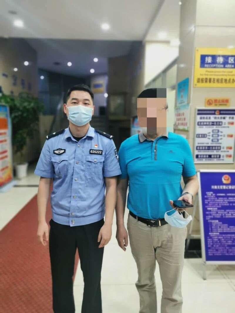 被快递单二维码骗了怎么办?紧急止损与防范指南,保护你的财产安全 第1张 被快递单二维码骗了怎么办?紧急止损与防范指南,保护你的财产安全 第1张