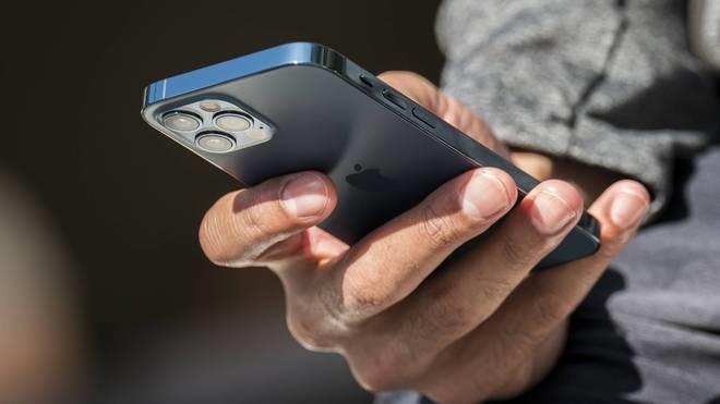 黑客手机定位吧:揭秘手机定位原理与防护技巧,保护隐私安全 第3张 黑客手机定位吧:揭秘手机定位原理与防护技巧,保护隐私安全 第3张