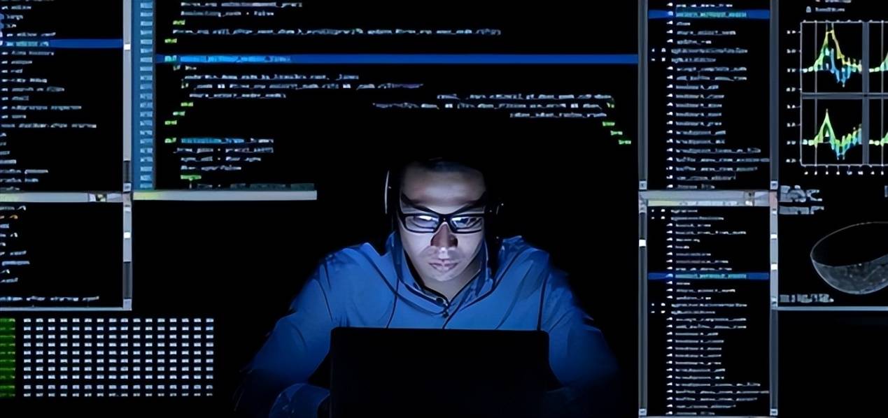 接单黑客联系方式是什么样的?揭秘5大隐蔽渠道与风险防范指南