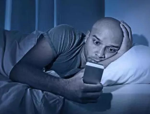 黑客软件QQ群揭秘:如何防范网络陷阱与保护个人隐私安全 第1张 黑客软件QQ群揭秘:如何防范网络陷阱与保护个人隐私安全 第1张