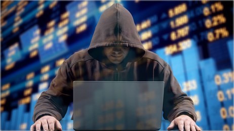 黑客一天挣1万是真的吗?揭秘网络安全高收入合法路径与风险