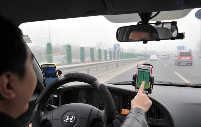 百里出行接单神器:网约车司机必备的智能接单工具,轻松提升收入减少工作压力