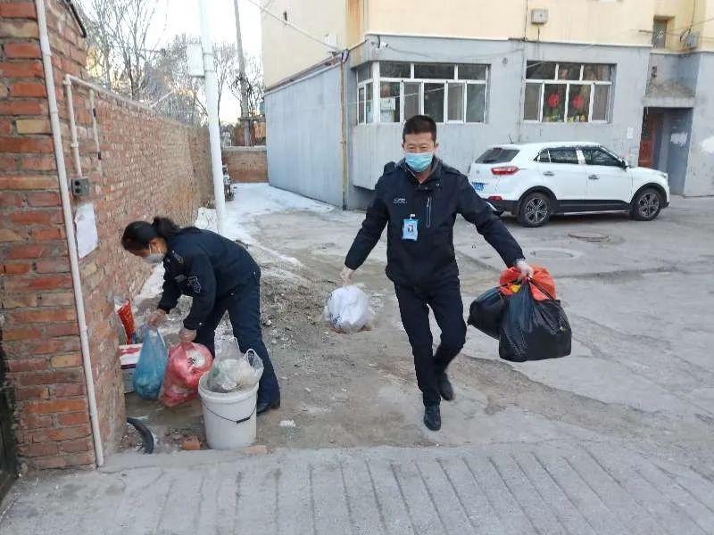 q拉接单群全攻略:自由职业者轻松接单赚钱,避开陷阱快速成长