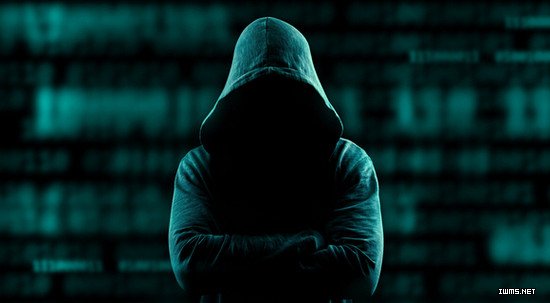 黑客24小时在线接单交易靠谱吗?揭秘地下服务风险与正规网络安全选择