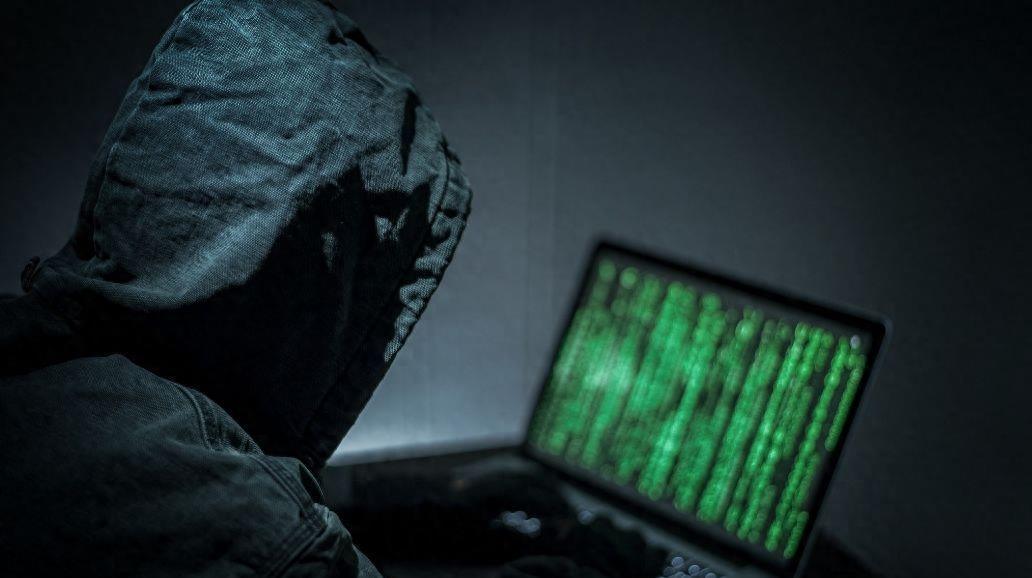 黑客真的有年入百万吗？揭秘网络安全高收入真相与职业发展路径