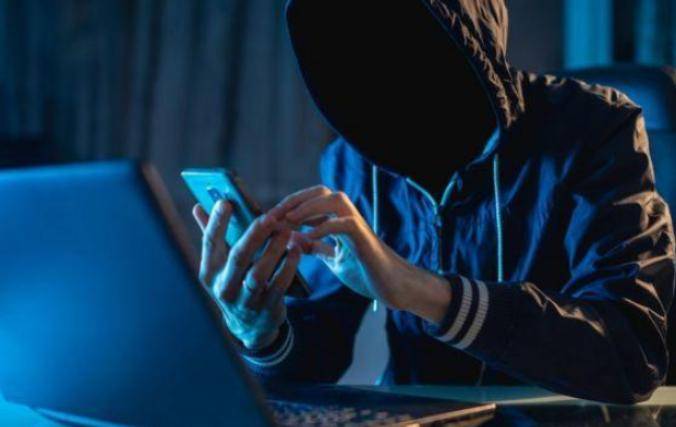 黑客24小时接单方式有几种？揭秘暗网平台、加密通讯等5大隐秘渠道及安全防范措施  第3张