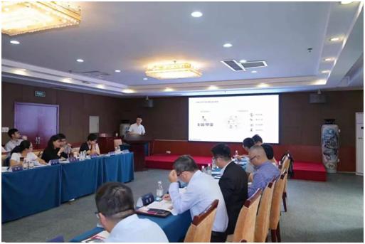 黑客联系方式24小时在线加钱:揭秘安全风险与合法替代方案