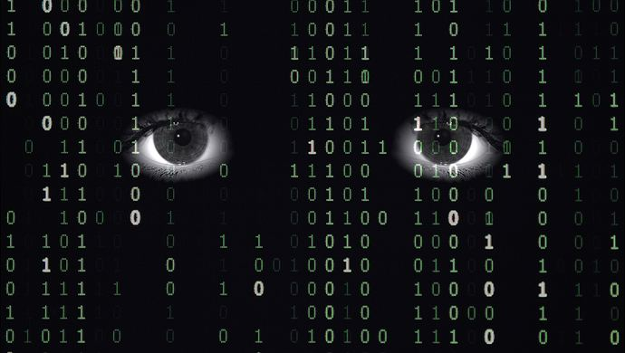 24小时黑客在线qq接单:揭秘暗网边缘的灰色交易与法律风险警示