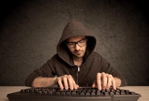 黑客是天才吗？揭秘黑客真实技能与精神世界，告别刻板印象
