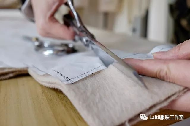 从零开始学做衣服步骤：新手必备指南，轻松掌握缝纫技巧，告别手忙脚乱