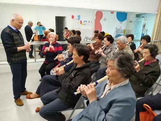 交友软件大全：轻松找到最适合你的社交平台，告别孤独烦恼