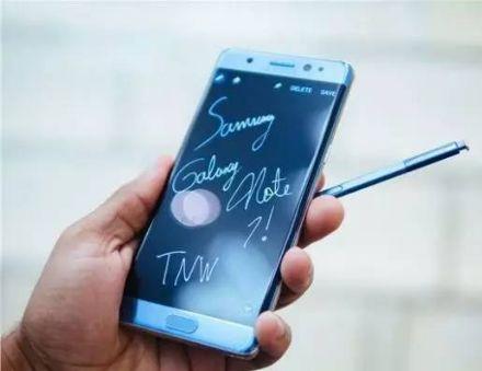 黑客24小时专业雇佣服务揭秘:法律风险、真实价格与合法替代方案