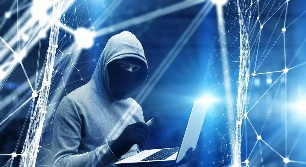 黑客可以在哪里找漏洞?揭秘合法渠道与职业发展路径,轻松掌握网络安全技能 第3张 黑客可以在哪里找漏洞?揭秘合法渠道与职业发展路径,轻松掌握网络安全技能 第3张