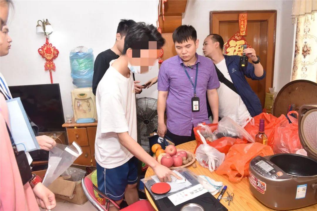 黑客24小时接单查询个人信息？揭秘非法服务真相与防范指南，保护你的数字身份安全  第3张