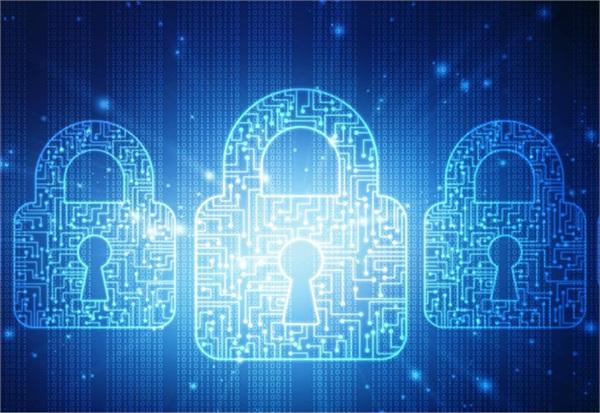 黑客24小时在线qq免费接单真相揭秘：保护你的网络安全，避免个人信息泄露与资金损失