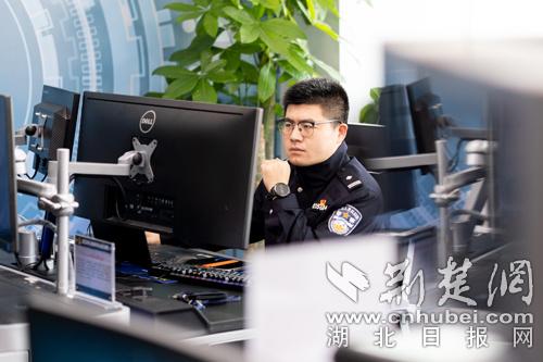 如何通过黑客技术定位：从IP追踪到数字取证，全方位解析网络安全定位技术  第3张