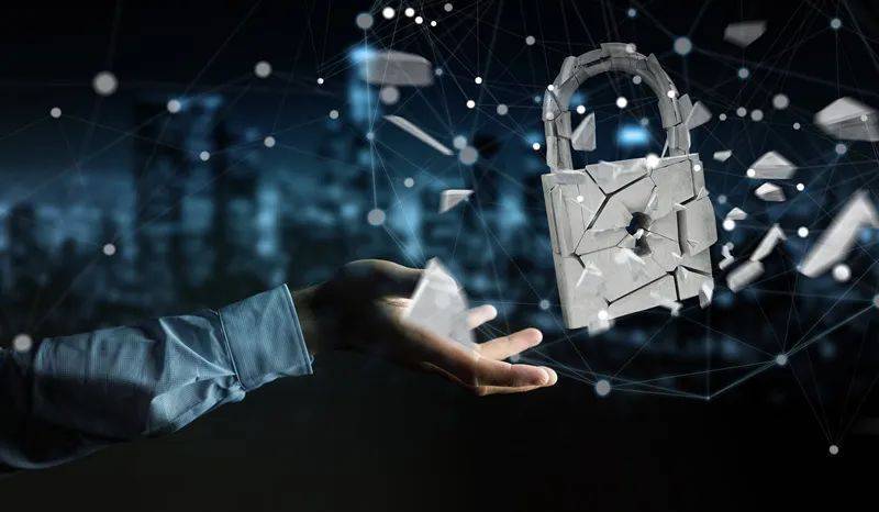 在网上找黑客？警惕陷阱！安全解决技术困境的合法途径